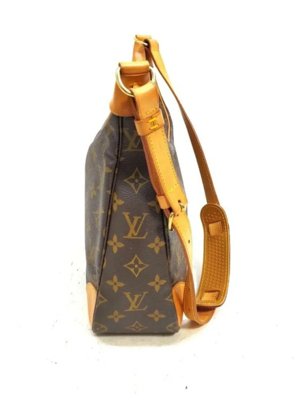 Authentic Louis Vuitton Boulogne 30 Monogram Canvas Shouldear Bag Vintage LV